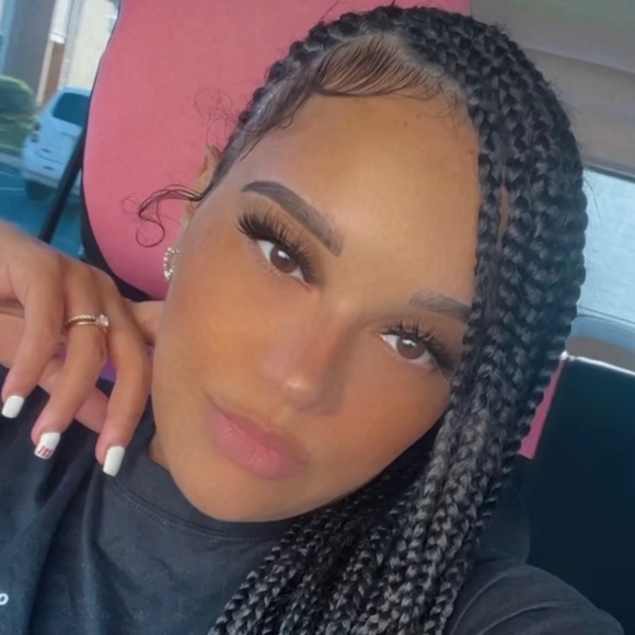 Meet your Posher - Picture 1 of 1